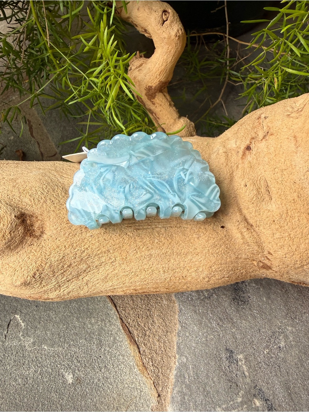 New🌟Anthropologie-Blue Floral Hair Claw Clip